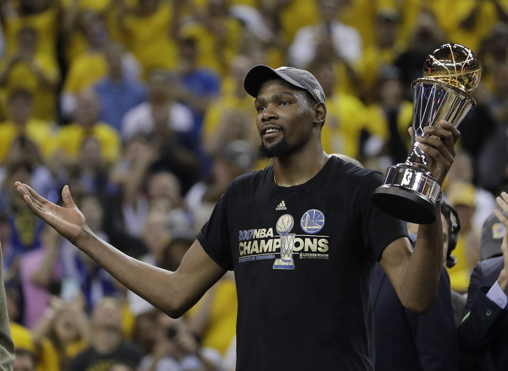 2017: Kevin Durant, Golden State Warriors win NBA championship